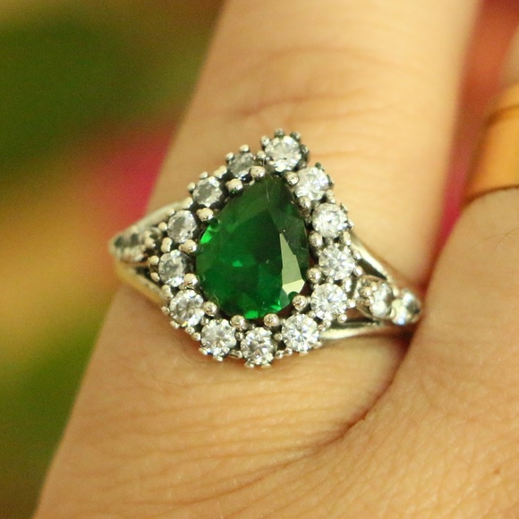 925 Sterling Silver and Cubic Zirconia rings - Picture 5 of 6